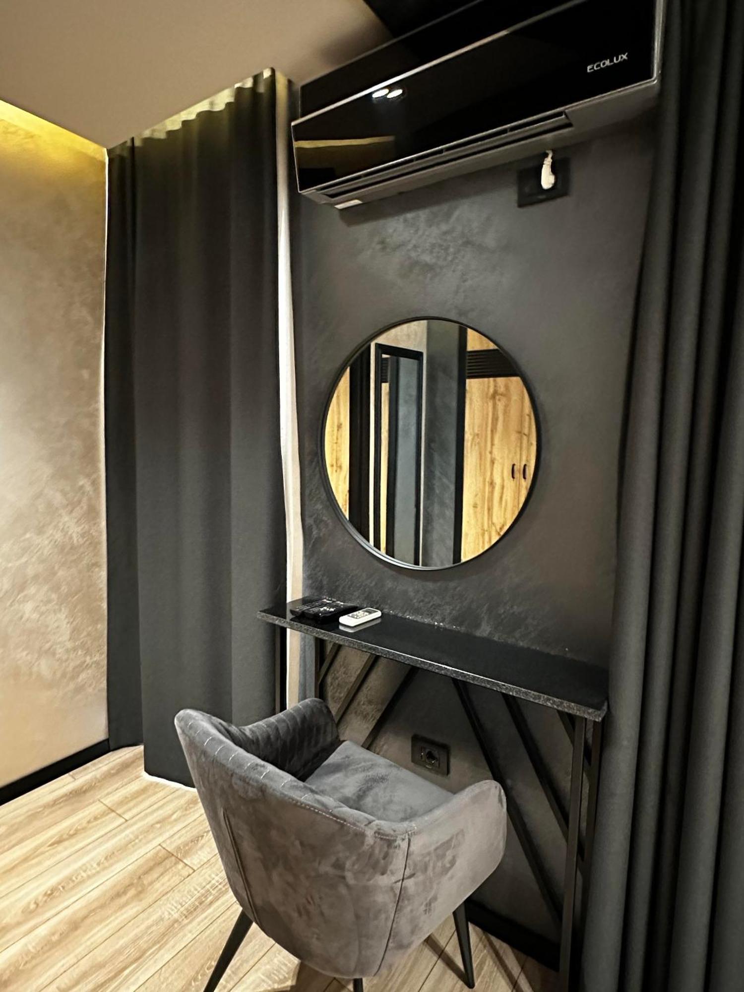 Zet Apartments - Bedroom & Bathroom Pristina Extérieur photo